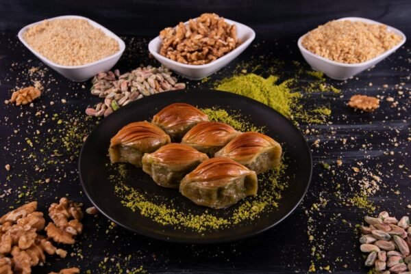 Midye Baklava